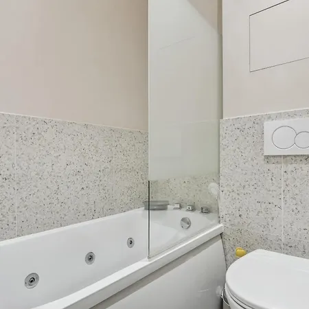 Lavie Maison Hot Tub Seaside Apartament